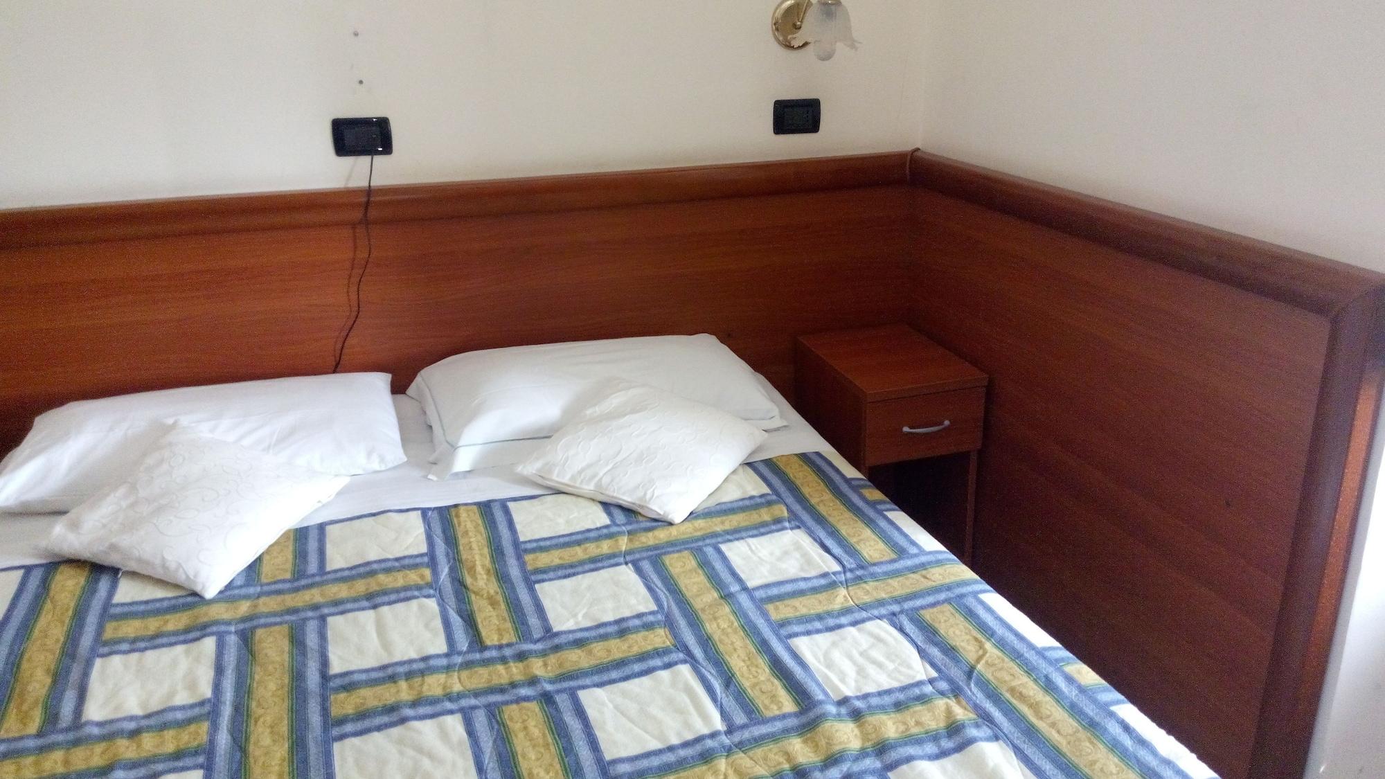 Le Tre Stazioni Hotel 2*